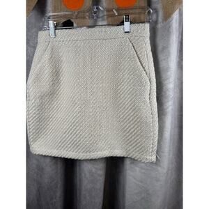 Vero Moda Women's Tweed Mini Skirt. White. NWT Size 4